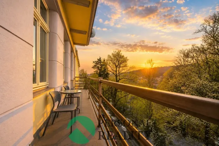 Prodej bytu 4+1, Mariánské Lázně, Anglická, 152 m2