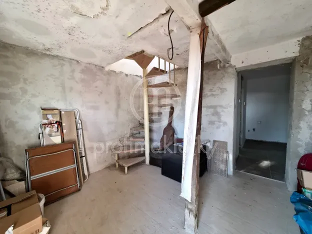 Prodej pozemku pro bydlení, Střelice, 1215 m2