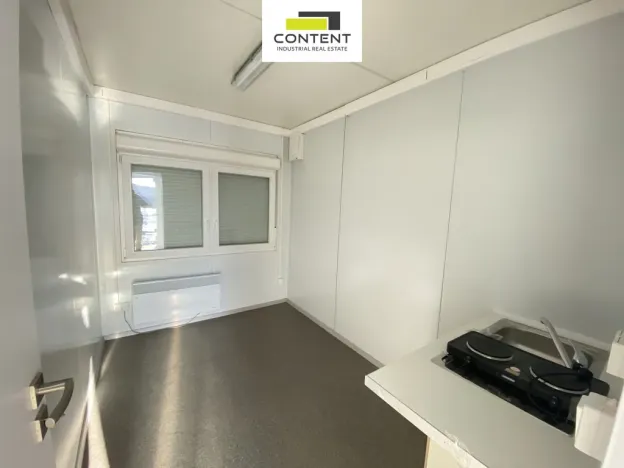 Pronájem komerčního pozemku, Nupaky, 17000 m2