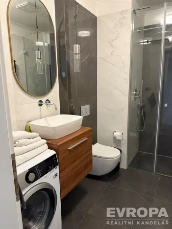 Pronájem bytu 2+kk, Praha - Vinohrady, U Zvonařky, 38 m2