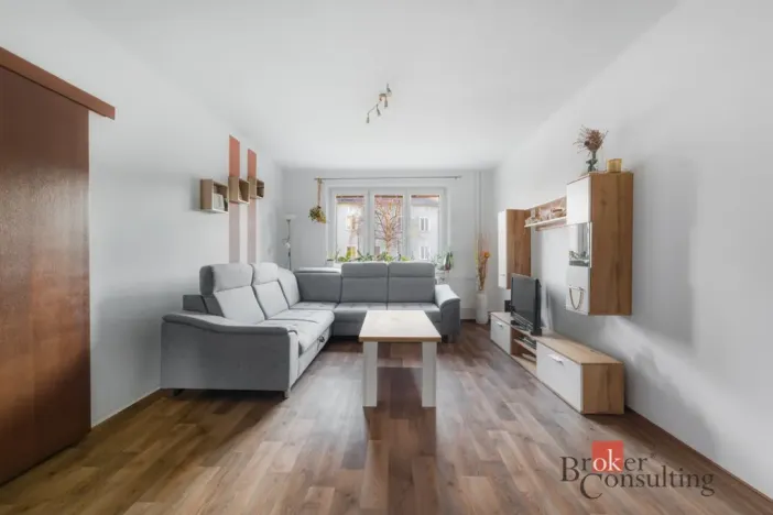Prodej bytu 2+1, Klatovy - Klatovy II, Pod Koníčky, 54 m2
