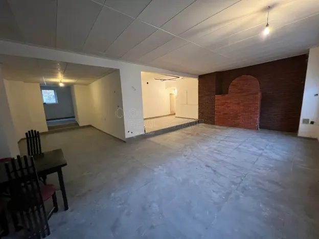 Pronájem obchodního prostoru, Uničov, Dr. Beneše, 107 m2