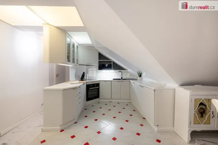 Prodej bytu 5+kk, Rakovník - Rakovník I, Nádražní, 130 m2