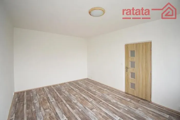 Pronájem bytu 1+1, Chomutov, Dřínovská, 35 m2