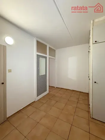 Pronájem bytu 2+1, Chomutov, Růžová, 60 m2