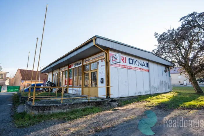 Prodej obchodního prostoru, Městec Králové, Míru, 180 m2