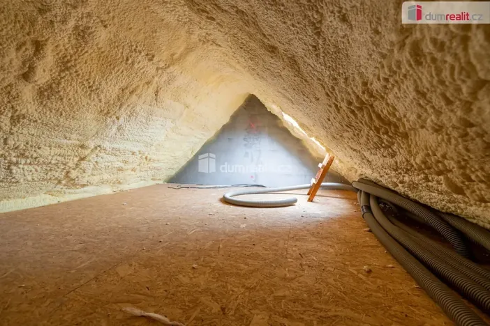 Prodej rodinného domu, Lužná, Jižní, 165 m2