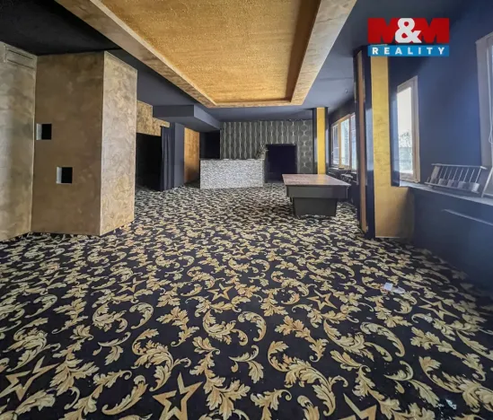 Pronájem obchodního prostoru, Litoměřice - Předměstí, Komenského, 3213 m2