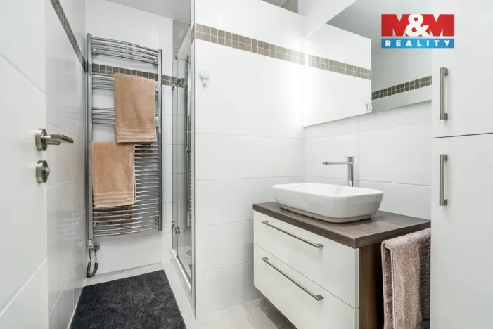 Prodej bytu 3+1, Praha - Kobylisy, Šiškova, 64 m2