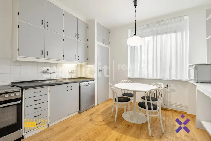 Prodej bytu 3+1, Zlín, Bratří Jaroňků, 78 m2