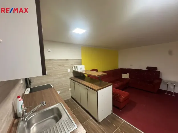 Pronájem bytu 2+1, Napajedla, 50 m2