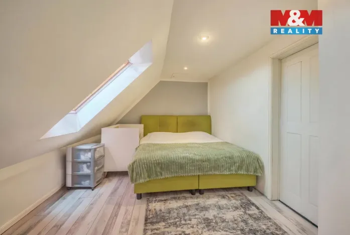 Prodej rodinného domu, Říčany - Kuří, Rooseveltova, 185 m2