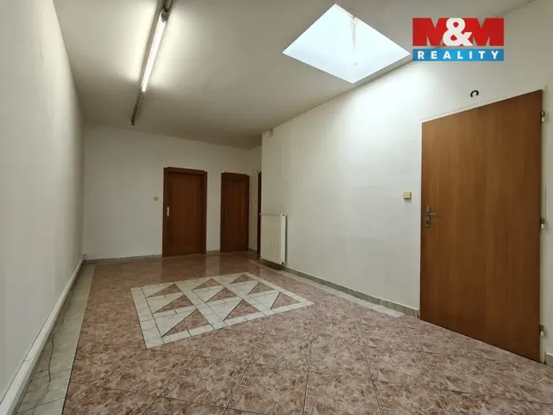 Pronájem bytu 2+kk, Opava - Město, Dolní náměstí, 94 m2