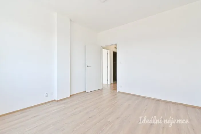 Pronájem bytu 2+kk, Brno, Střední, 60 m2