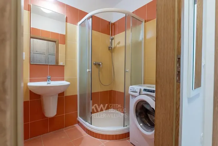 Pronájem bytu 1+kk, Praha - Horní Měcholupy, Hornoměcholupská, 32 m2