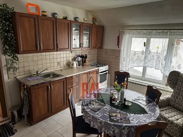 Prodej rodinného domu, Úsobí, 240 m2