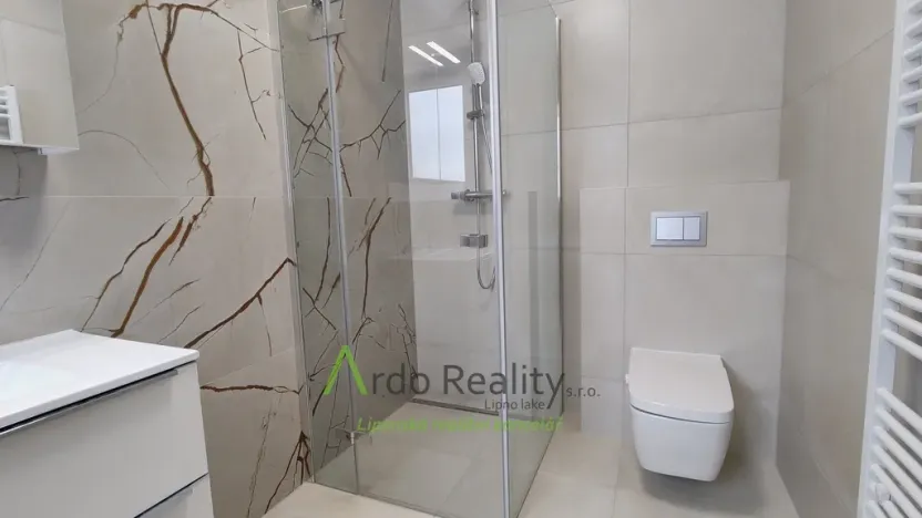 Pronájem rodinného domu, Frymburk, 97 m2