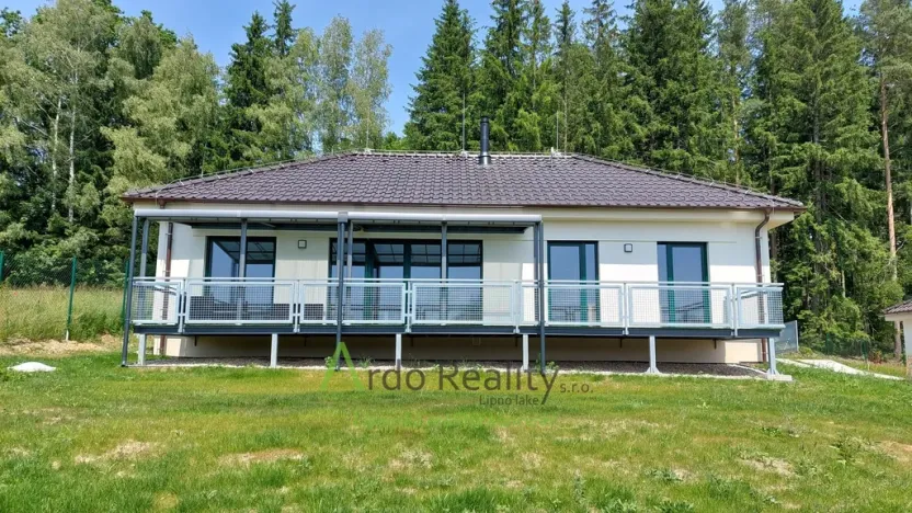 Pronájem rodinného domu, Frymburk, 97 m2