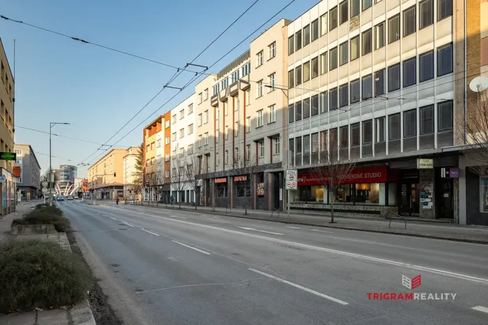 Pronájem kanceláře, Hradec Králové - Pražské Předměstí, Gočárova třída, 24 m2