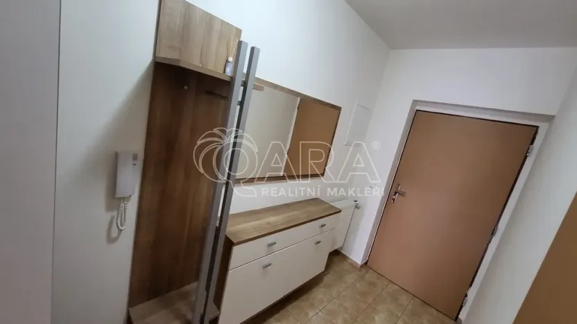 Pronájem bytu 2+kk, Milovice - Mladá, Kaštanová, 74 m2