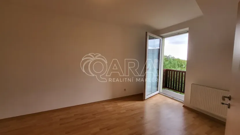 Pronájem bytu 2+kk, Milovice - Mladá, Kaštanová, 74 m2