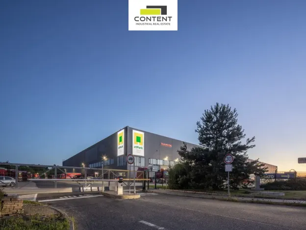 Pronájem výrobních prostor, Kozomín, 3000 m2