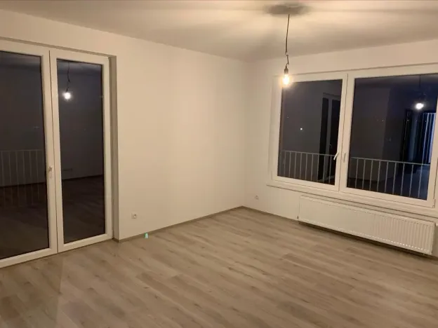 Pronájem bytu 2+kk, Pardubice - Zelené Předměstí, Pod Vinicí, 67 m2