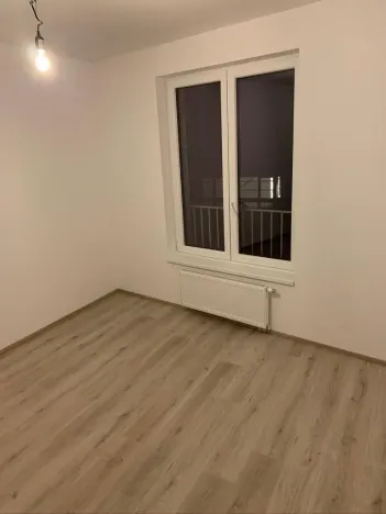 Pronájem bytu 2+kk, Pardubice - Zelené Předměstí, Pod Vinicí, 67 m2