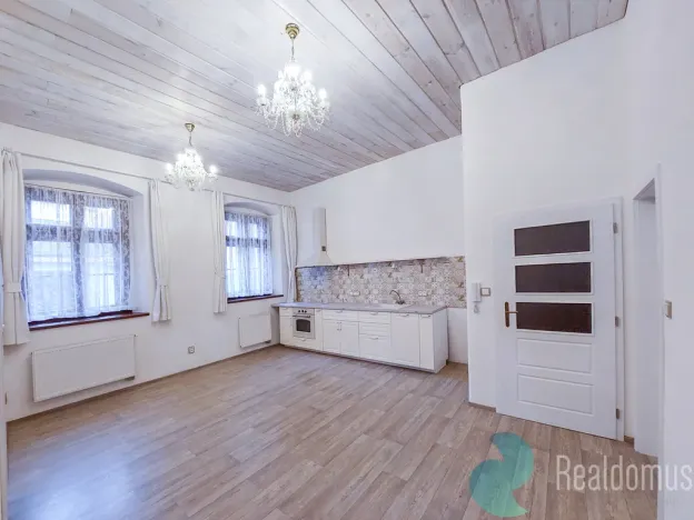 Pronájem bytu 3+kk, Tábor, Převrátilská, 57 m2