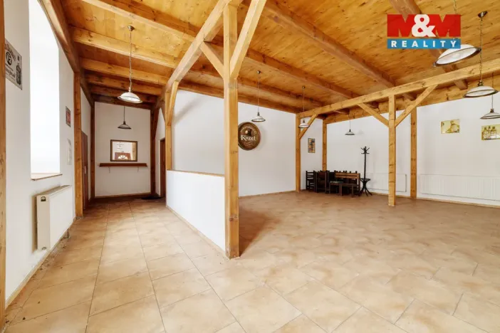 Prodej restaurace, Stráž nad Ohří - Boč, 500 m2