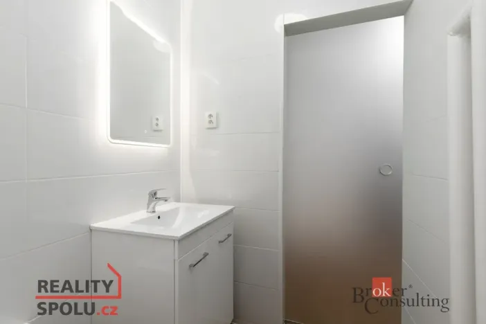 Prodej bytu 2+1, Karviná - Nové Město, Fibichova, 67 m2