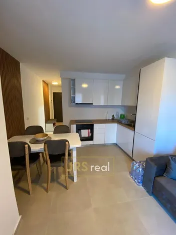 Prodej bytu 2+kk, Durrës, Albánie, 63 m2