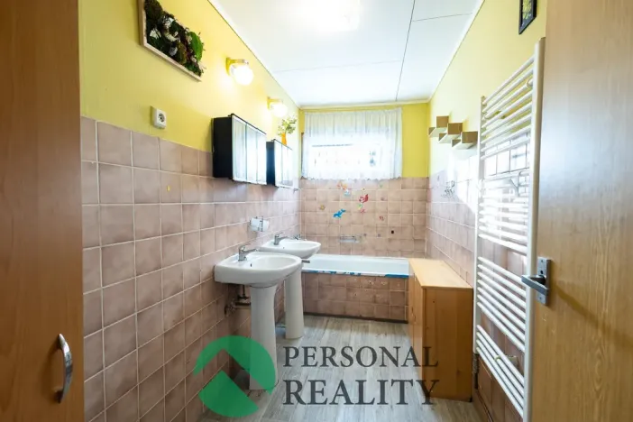 Prodej rodinného domu, Višňová, 280 m2