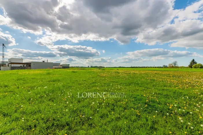 Prodej pozemku, Praha - Kbely, Ponikelská, 707 m2