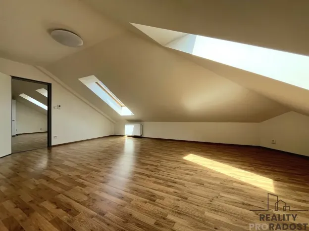 Pronájem bytu 2+kk, Brno, Vlhká, 56 m2