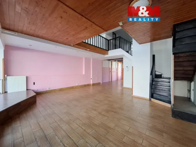Pronájem obchodního prostoru, Karlovy Vary - Rybáře, Sokolovská, 120 m2