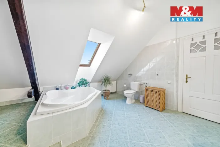 Prodej rodinného domu, Loštice, Trávník, 182 m2