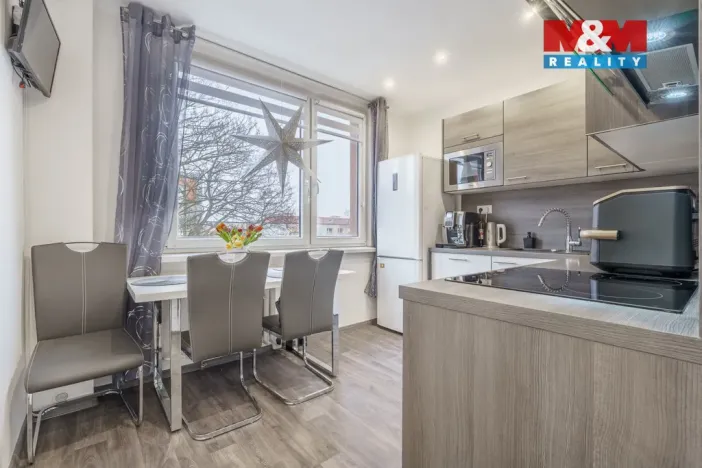 Prodej bytu 3+1, Kadaň, Golovinova, 64 m2