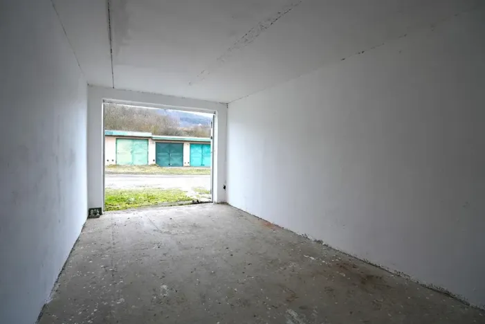 Pronájem garáže, Beroun, 19 m2