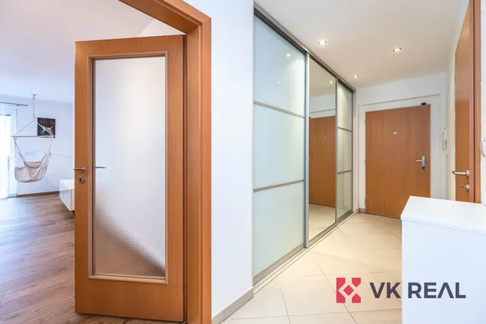 Pronájem bytu 3+kk, Praha - Zličín, Sazovická, 78 m2