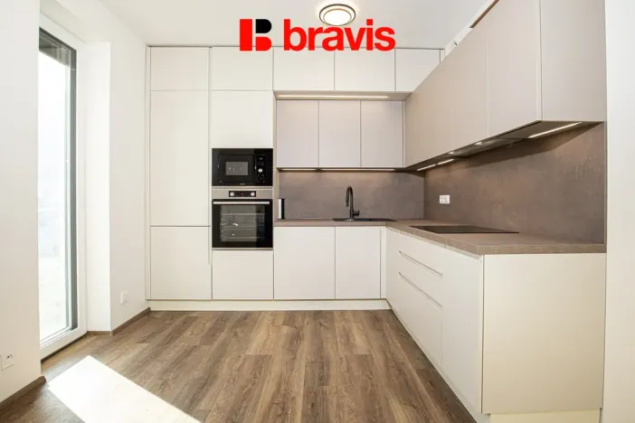 Pronájem kanceláře, Brno - Komín, Bystrcká, 57 m2