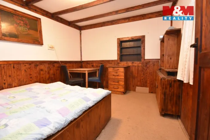 Prodej chaty, Káraný, 43 m2