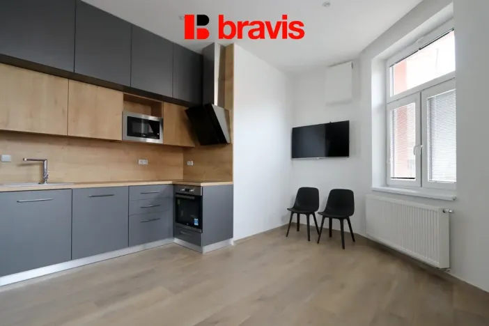 Pronájem bytu 1+kk, Brno, Horova, 36 m2