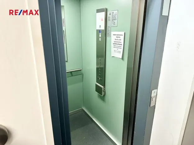 Prodej bytu 3+1, Praha - Strašnice, U hranic, 105 m2