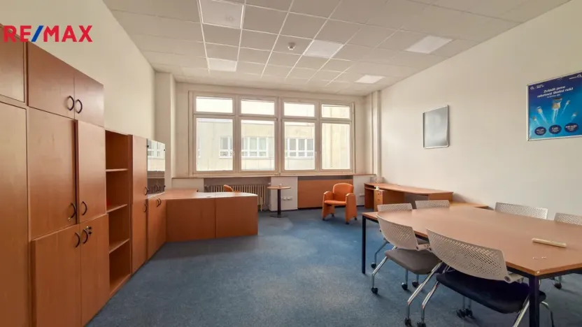 Pronájem kanceláře, Pardubice - Zelené Předměstí, Masarykovo náměstí, 21 m2