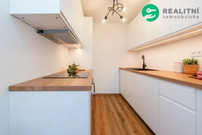 Pronájem bytu 2+1, Ústí nad Labem, Dukelských hrdinů, 51 m2