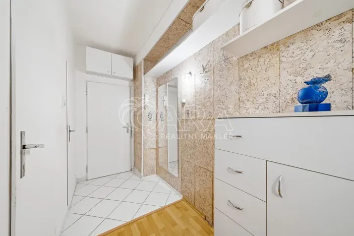 Prodej bytu 3+1, Olomouc - Slavonín, Jižní, 75 m2