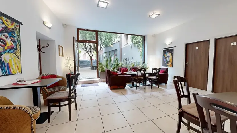 Prodej obchodního prostoru, Chrudim, Resselovo náměstí, 121 m2