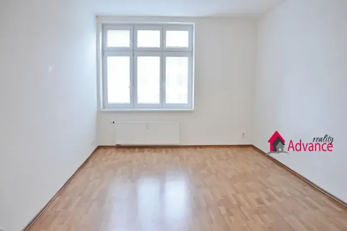 Pronájem bytu 1+kk, Ostrava, Denisova, 32 m2
