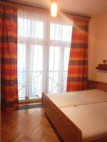 Pronájem bytu 2+kk, Praha - Žižkov, Orebitská, 45 m2